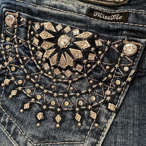 NWOT Miss Me Skinny Jeans, Size 26 - Picture 2 of 6